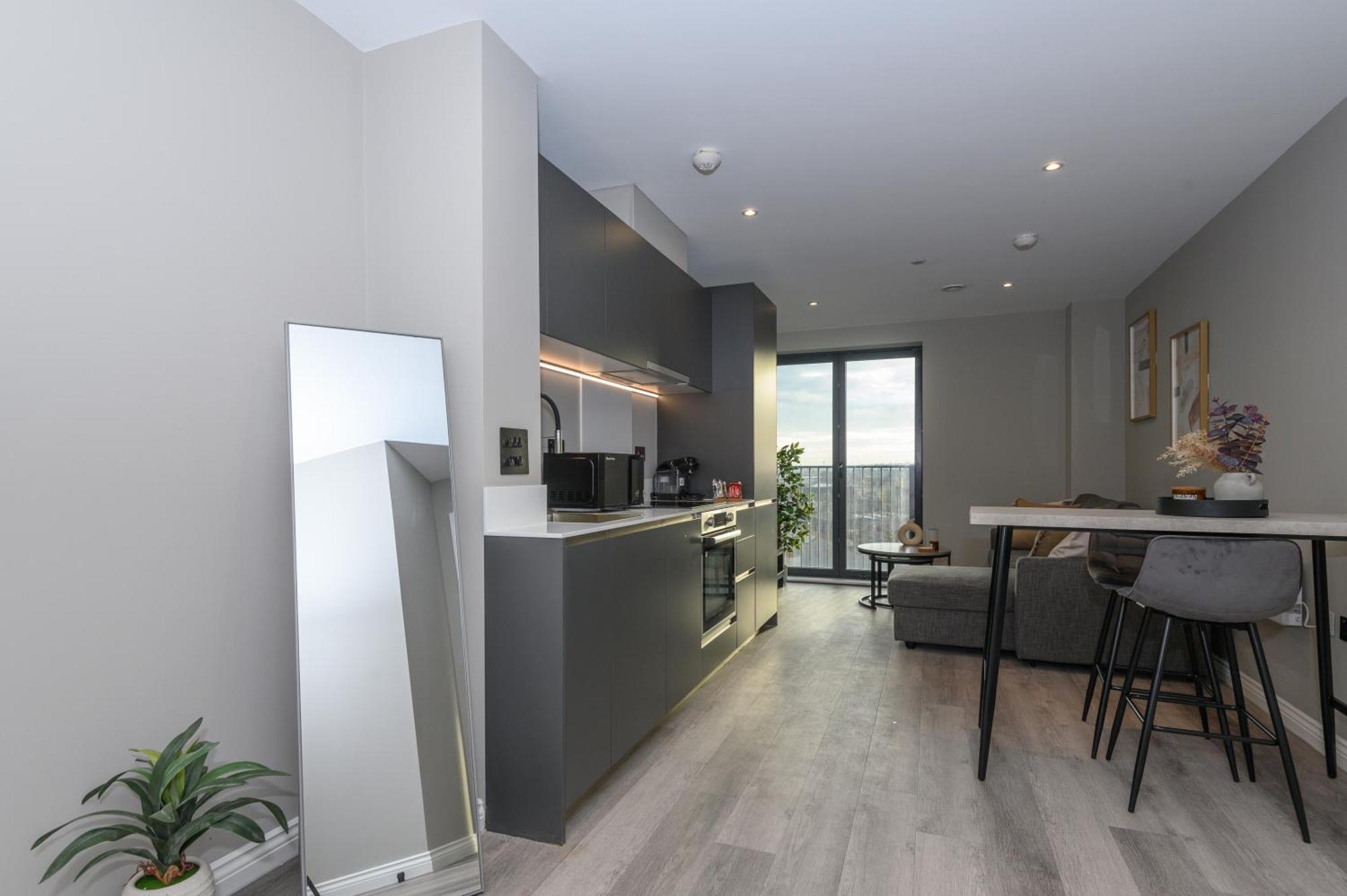 Superior 1 Bed Apartment By Leeds Train Staiton Экстерьер фото