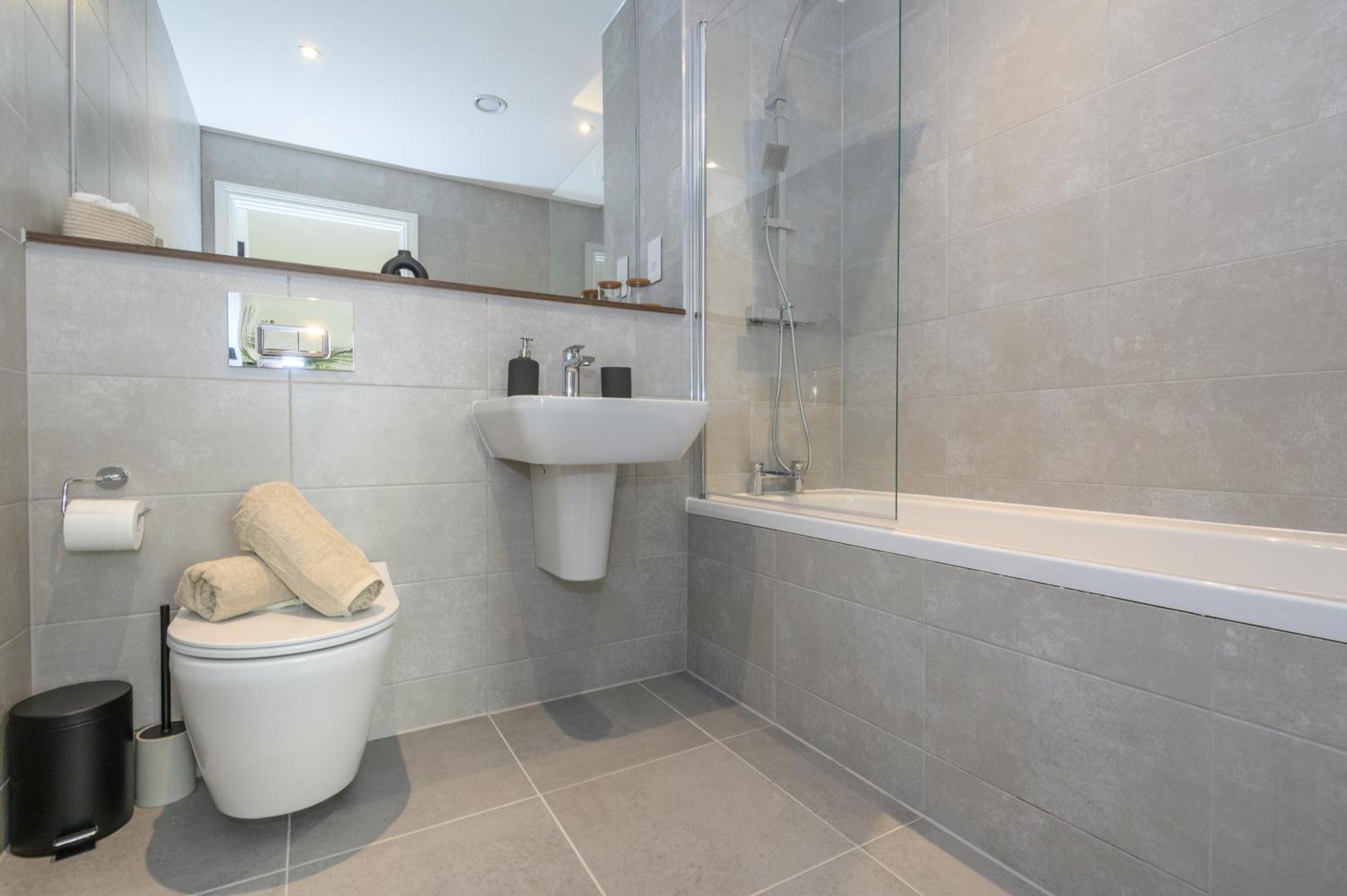 Superior 1 Bed Apartment By Leeds Train Staiton Экстерьер фото