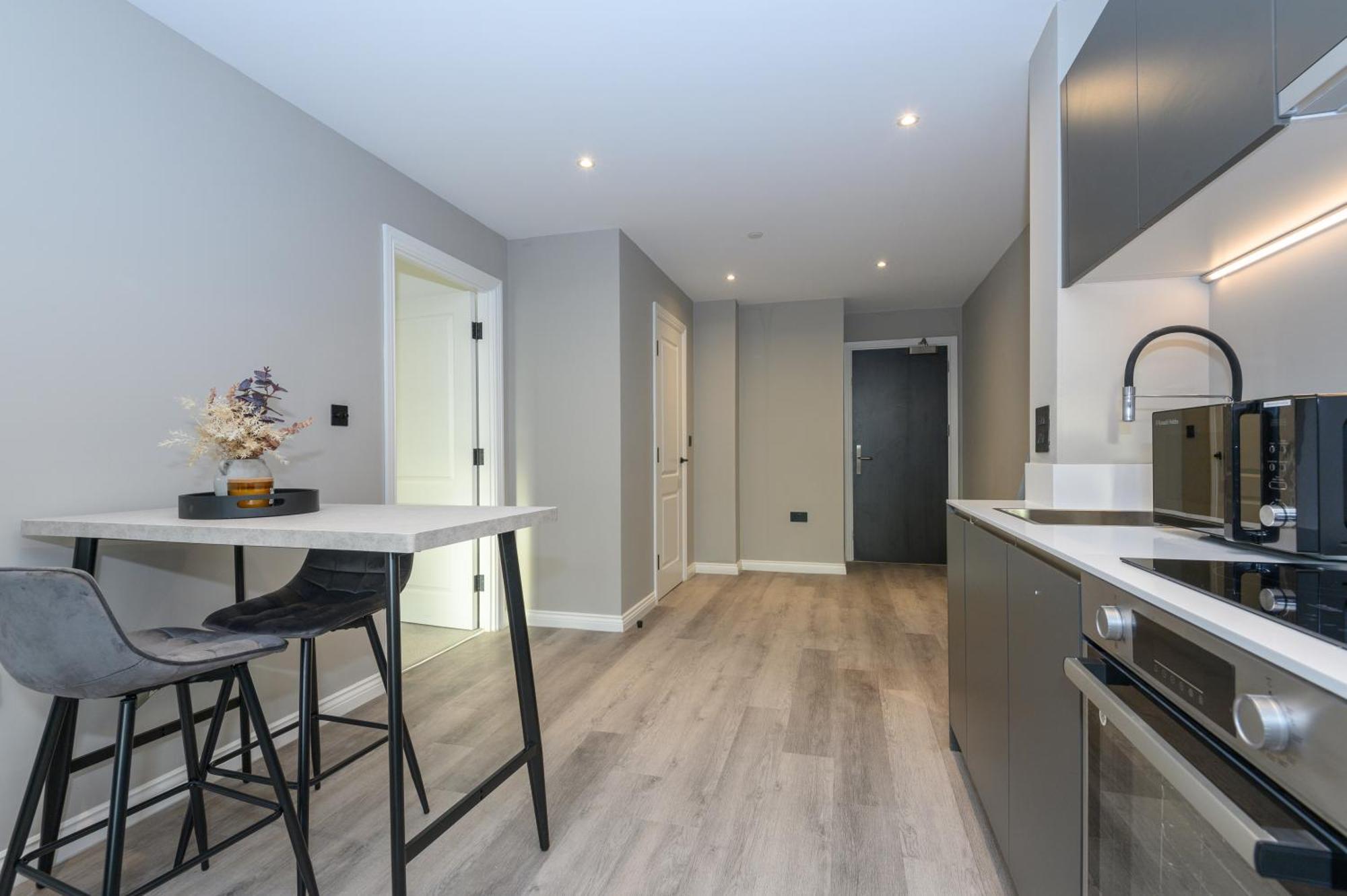 Superior 1 Bed Apartment By Leeds Train Staiton Экстерьер фото